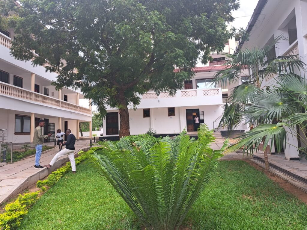 wananchi front two sides